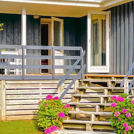 3 Bedroom Awesome In Bjert Nyaraló