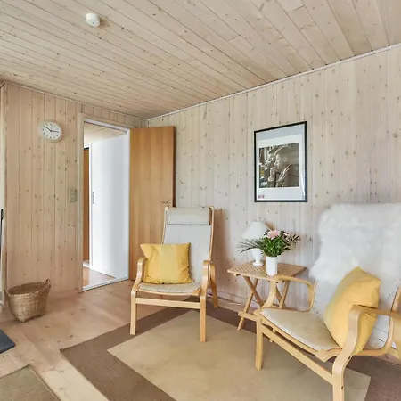 Ferienhaus 3 Bedroom Awesome In Bjert Binderup Strand