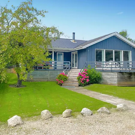 3 Bedroom Awesome In Bjert *