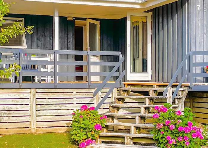 3 Bedroom Awesome In Bjert Nyaraló