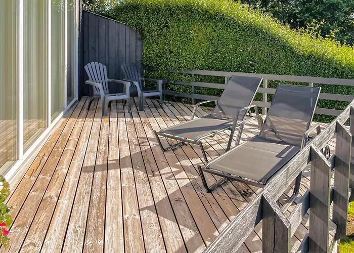 3 Bedroom Awesome In Bjert Nyaraló Binderup Strand
